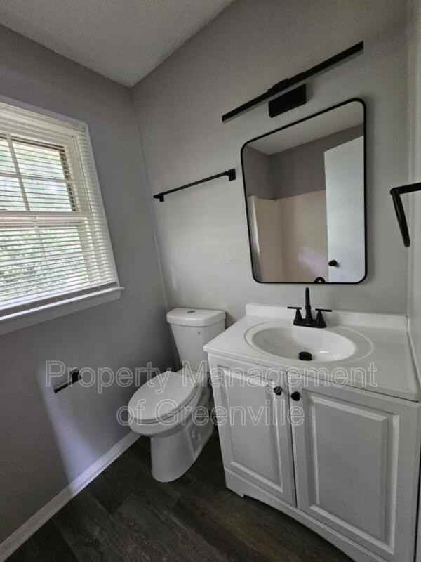 6526 White Horse Rd #9A - Photo 6 of 14