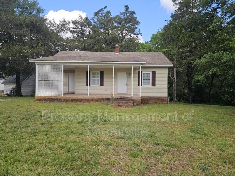 411 Tanner Rd - Photo 2 of 13