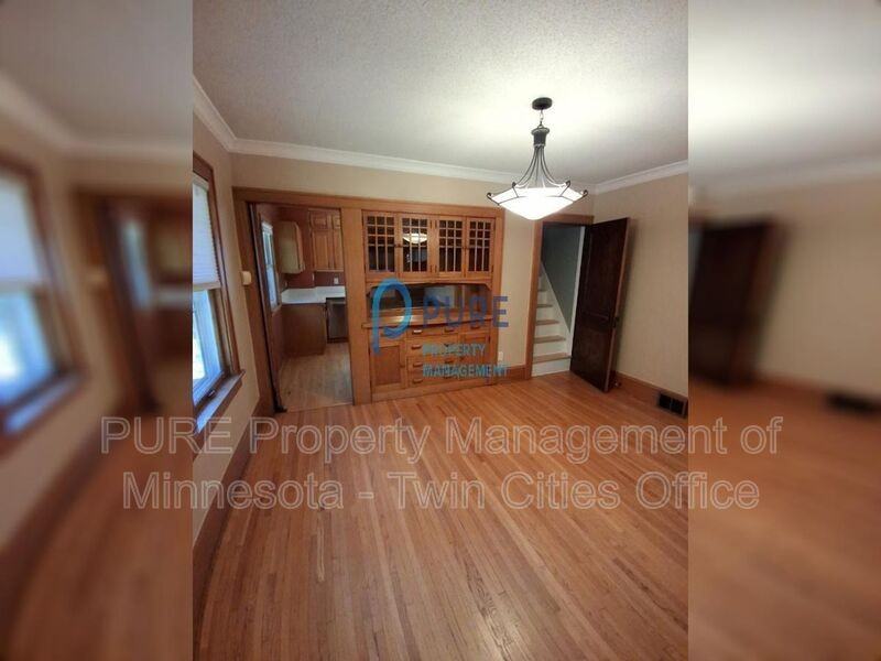 1236 James Ave - Photo 4 of 26