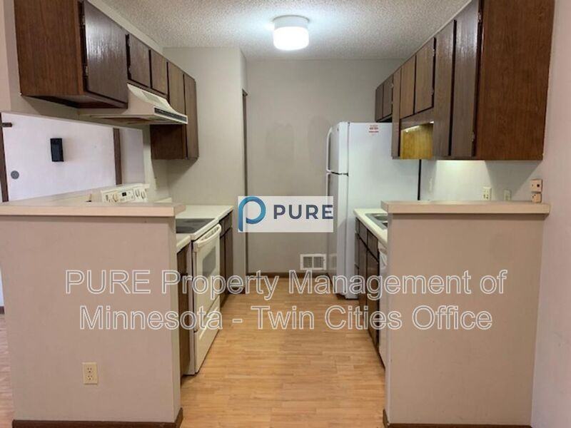 1696 Pleasant St #C - Photo 6 of 20