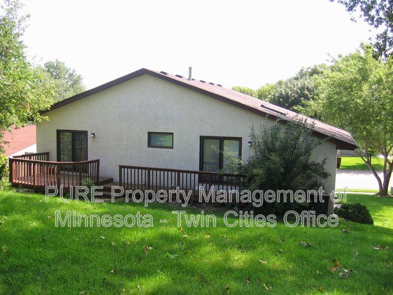3106 Innsbruck Dr - Photo 2 of 8