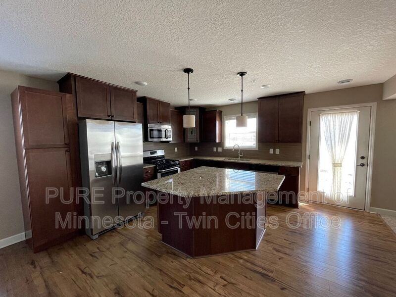 9987 5th Street Ln N - Photo 5 of 28