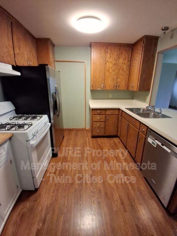 2299 Randy Ave - Photo 4 of 19