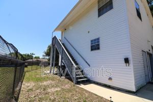 featured image of 405 E Palmetto Ave