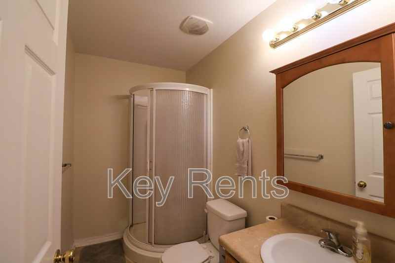 405 E Palmetto Ave - Photo 6 of 9