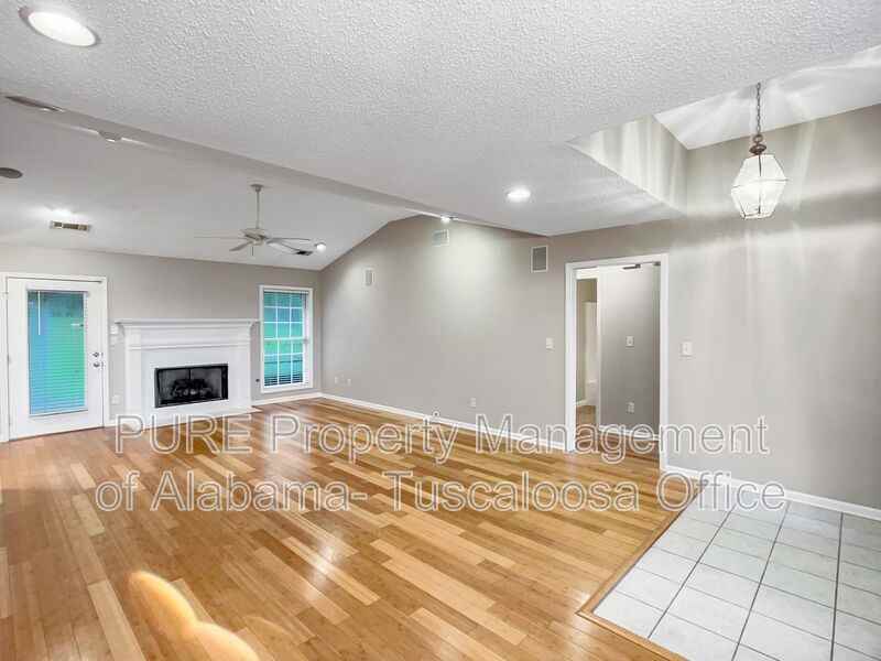 3108 Wisteria Ln - Photo 2 of 26
