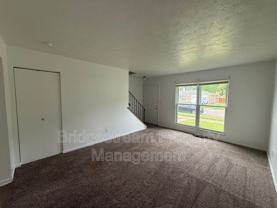 955 Taylorsview Dr - Photo 1 of 1