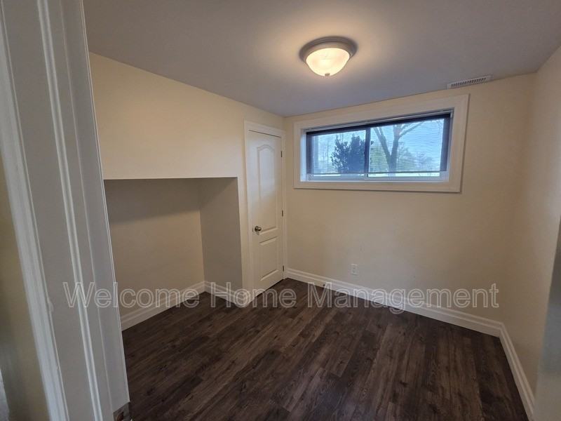 77 Woodlawn Rd - Photo 3 of 7