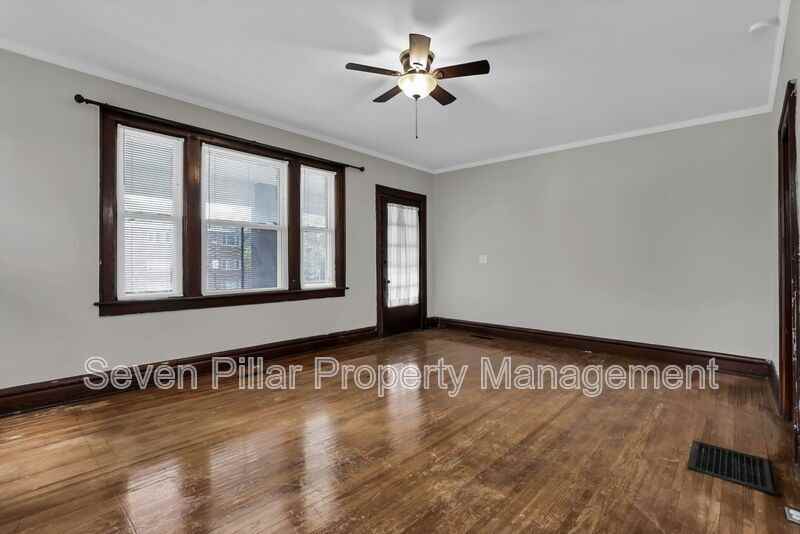 1803 N 4th St - Photo 3 of 19