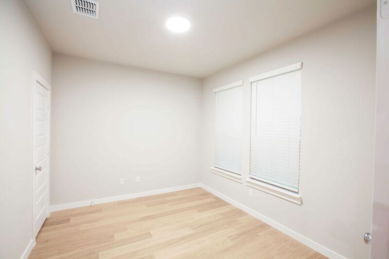 610 Wild Goose Ln - Photo 3 of 50