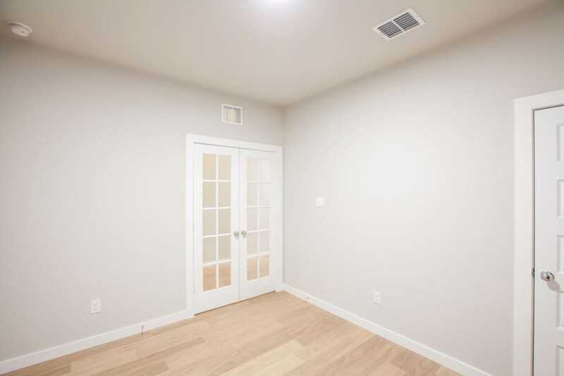 610 Wild Goose Ln - Photo 4 of 50