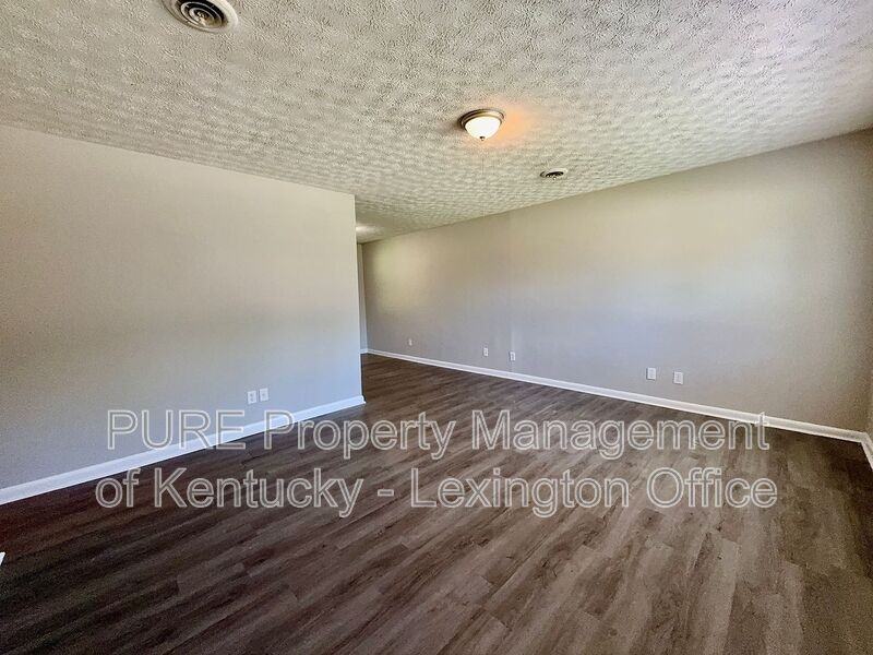 508 Beech St - Photo 3 of 20