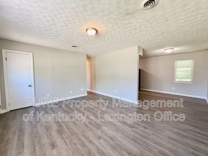 508 Beech St - Photo 4 of 20