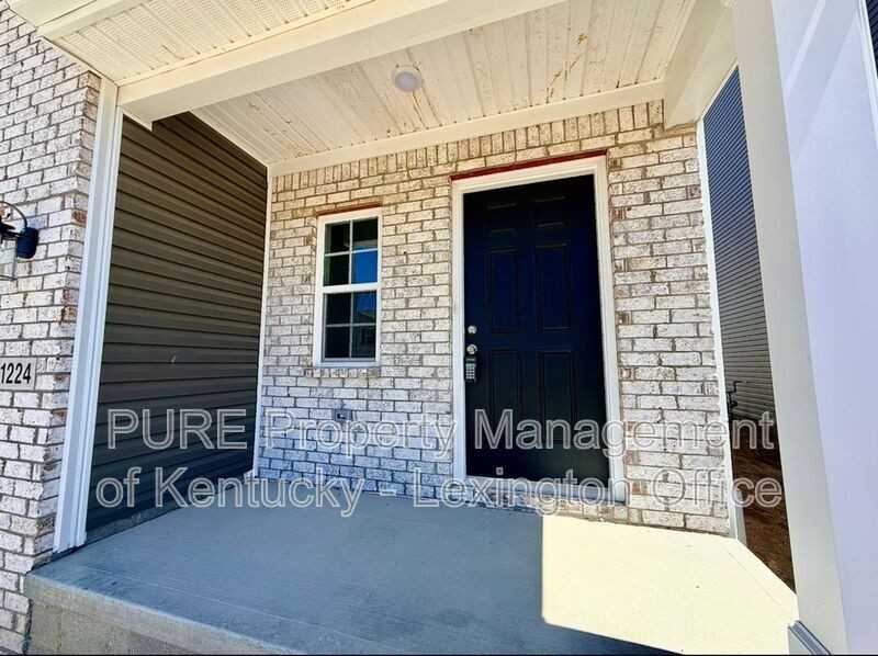 1224 Leanndra Park - Photo 5 of 30