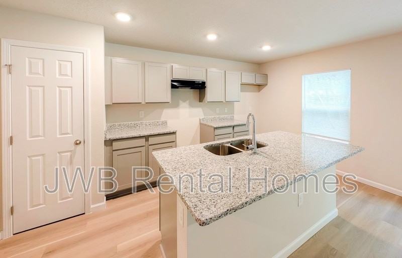 3450 Lowell Ave - Photo 2 of 19