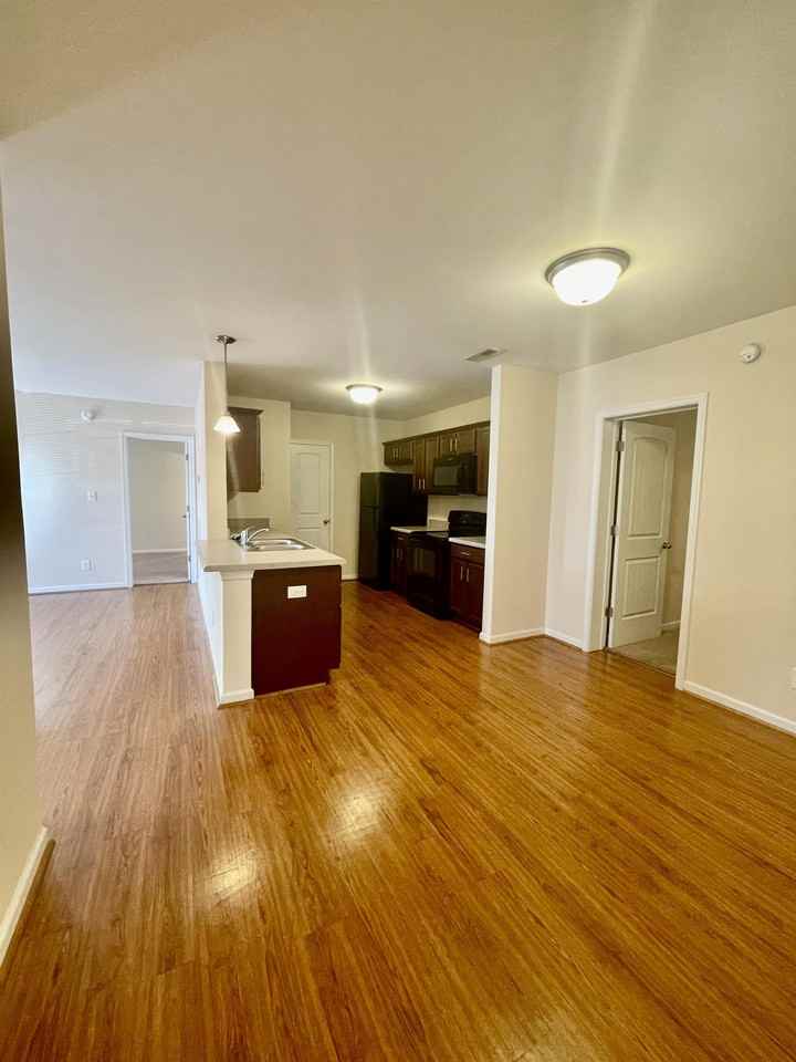 101 Colonnade Street - Photo 2 of 50