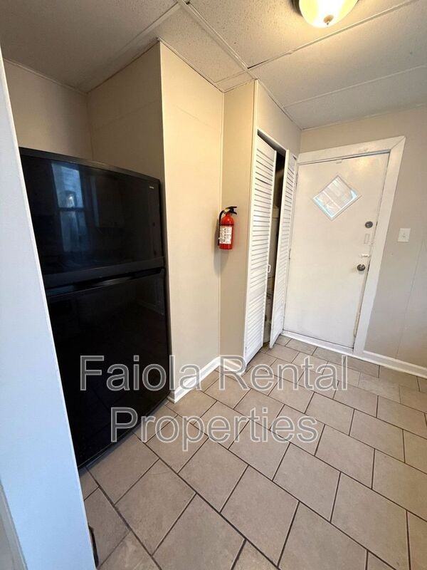 905 Keener Ave - Photo 6 of 11
