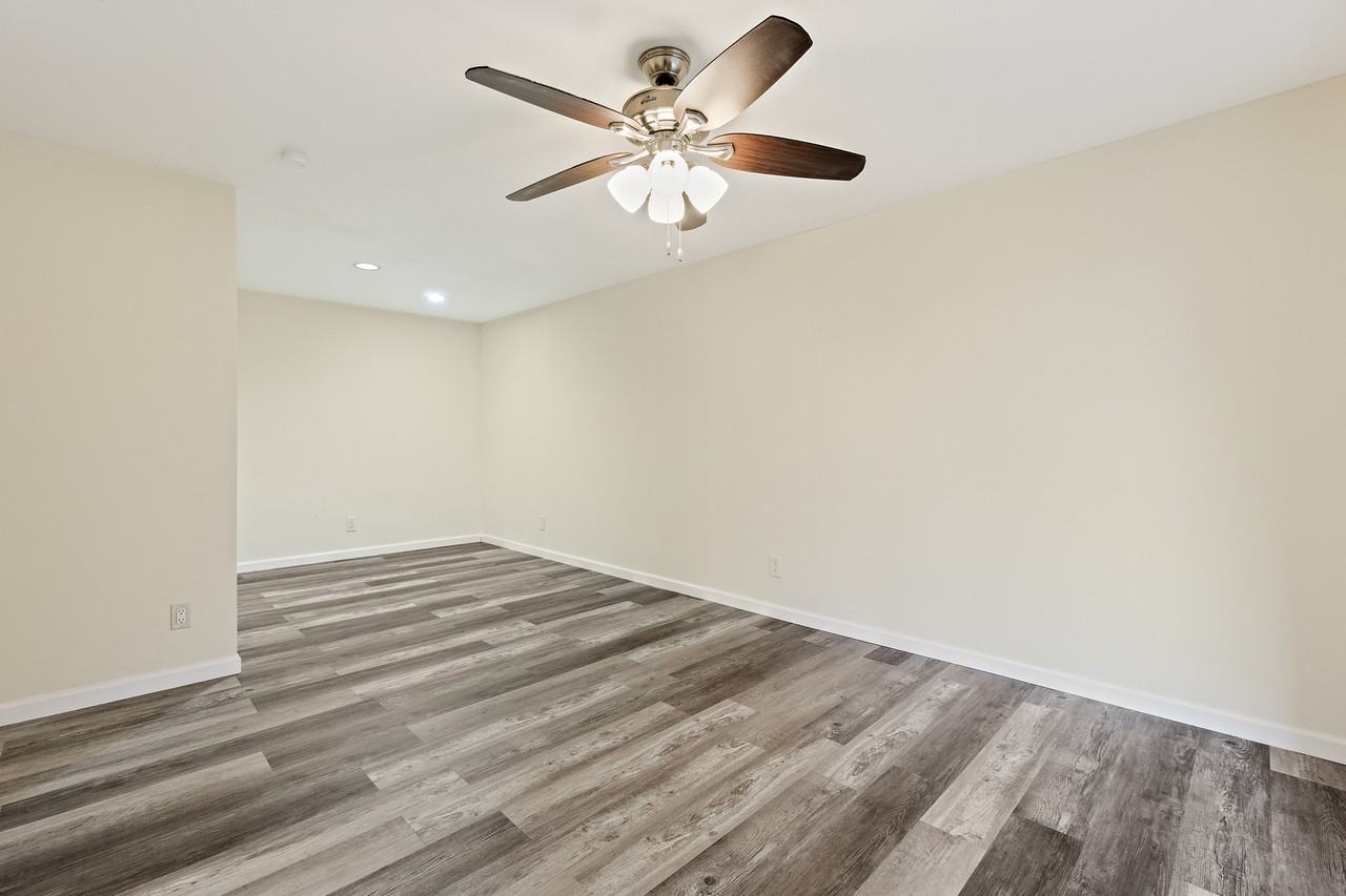 Stone Court - Photo 6 of 20