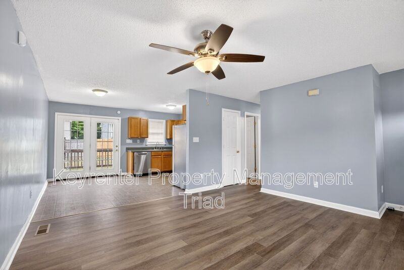 1608 Mcpherson St - Photo 3 of 29