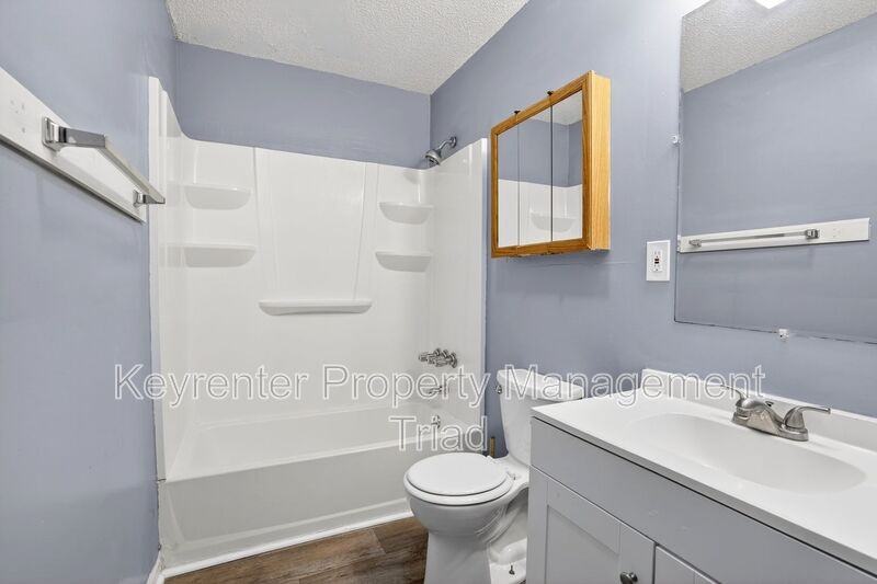 1608 Mcpherson St - Photo 5 of 29
