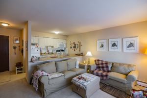 featured image of 499 W Lancaster Ave