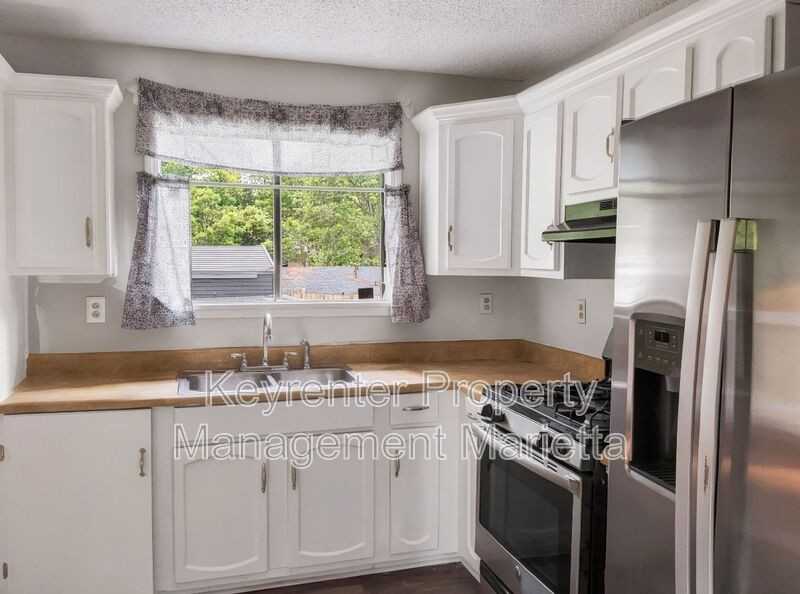 393 Cedar Trce Sw - Photo 4 of 14