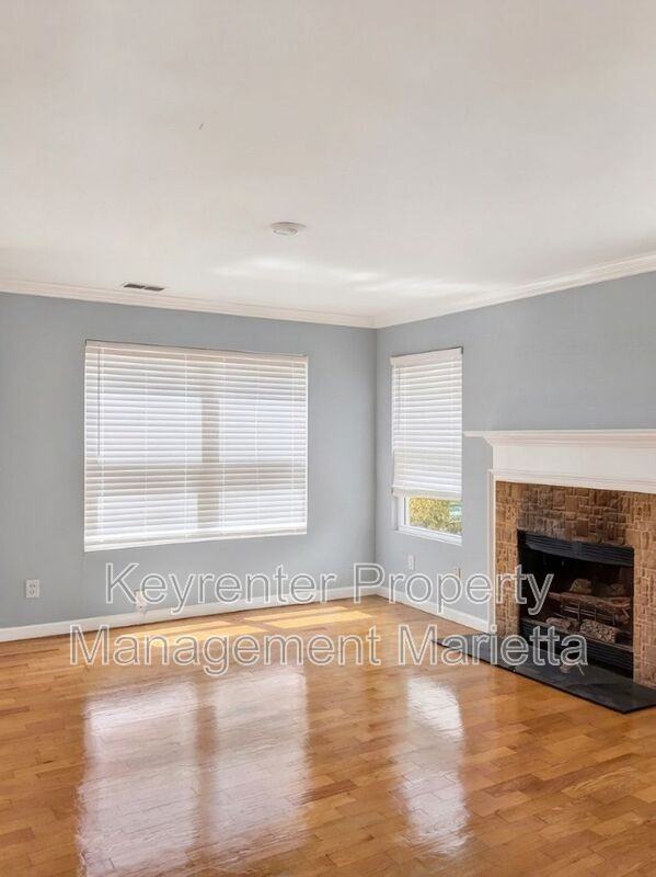 7063 Grinder Ct - Photo 7 of 17