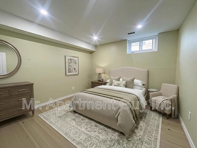 194 Rymal Rd W - Photo 3 of 6