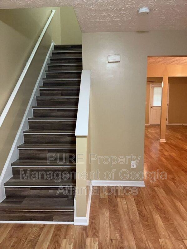 3525 Waldrop Trl - Photo 4 of 23