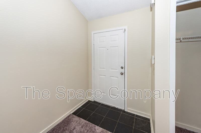 2020 Coldspring Dr - Photo 4 of 23