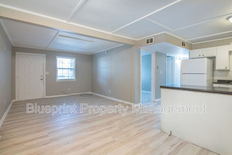 7721 1st Ave S #1 - Photo 2 of 8