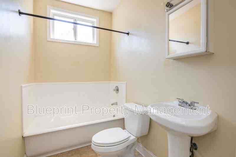 7721 1st Ave S #1 - Photo 5 of 8