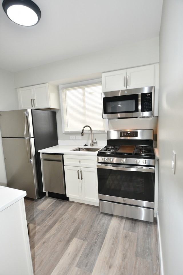 Indianola Avenue - Photo 3 of 9