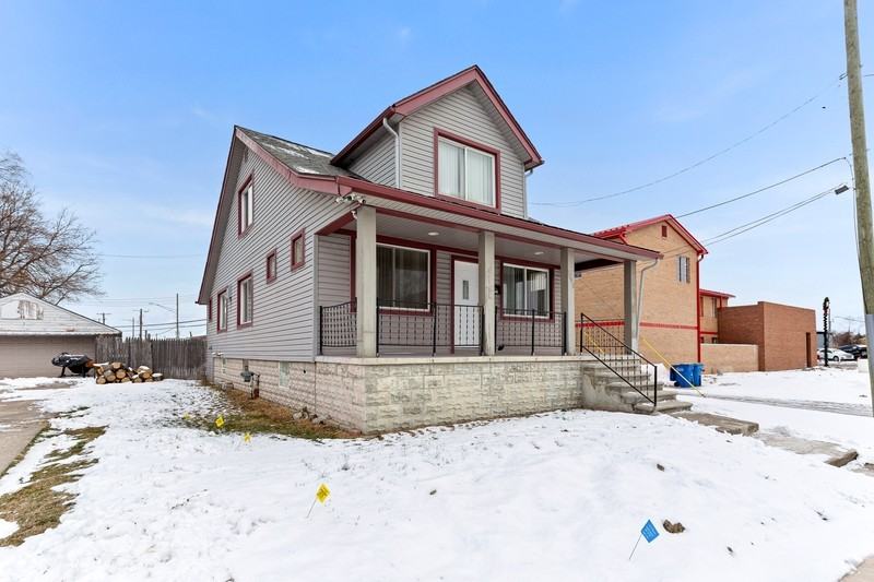 7645 Fisher Ave - Photo 2 of 38