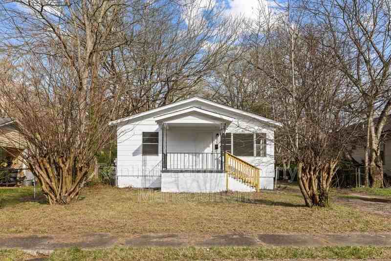417 Athens Ave - Photo 2 of 16