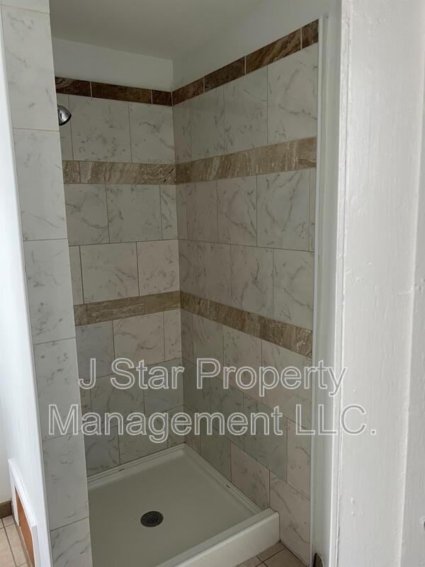 1566 N 10th St - Photo 6 of 10