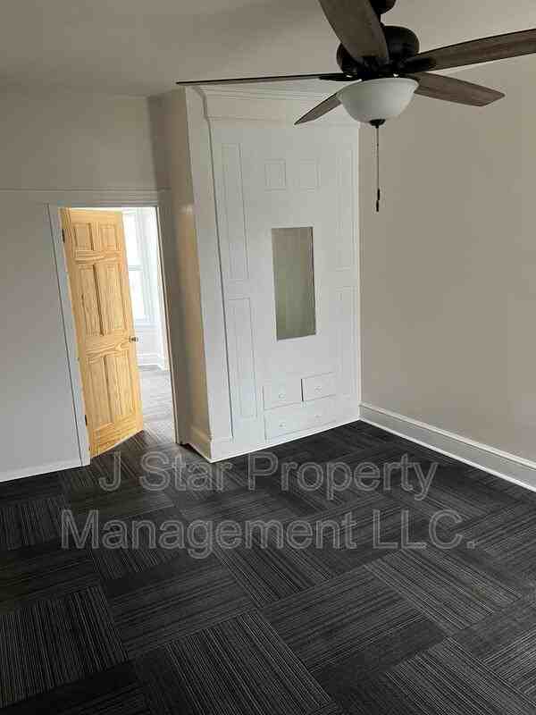 1566 N 10th St - Photo 7 of 10