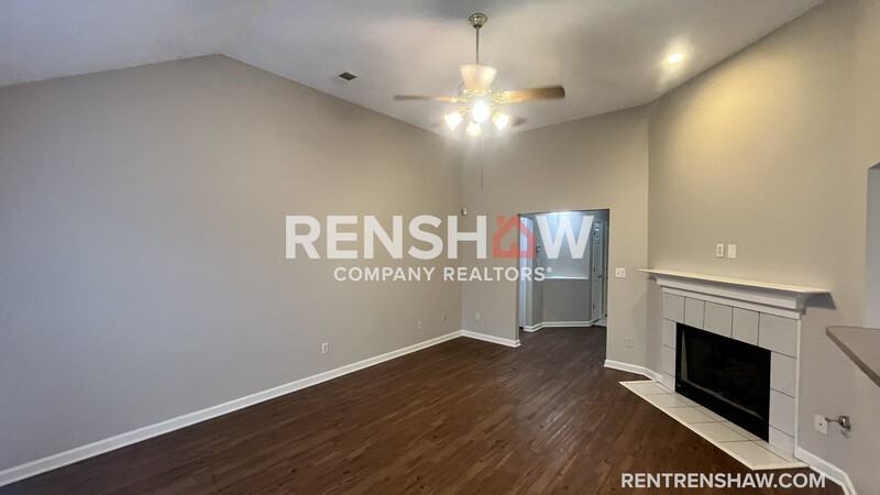 9044 Gracie Ln - Photo 4 of 26