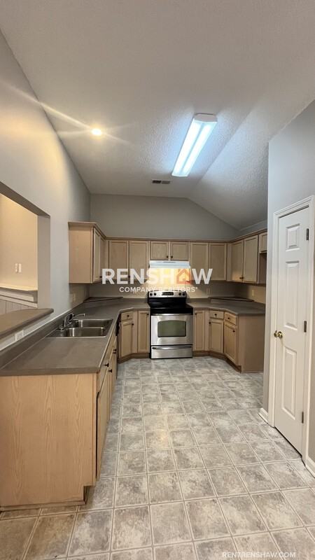 9044 Gracie Ln - Photo 5 of 26