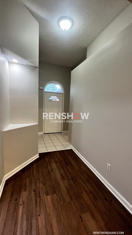 9044 Gracie Ln - Photo 7 of 26