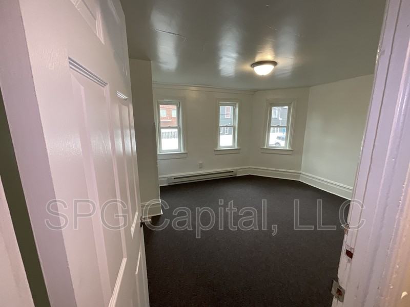 118 S Harrison Ave - Photo 6 of 10