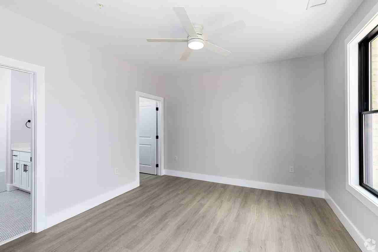 4665 S Amherst Highway - Photo 7 of 50