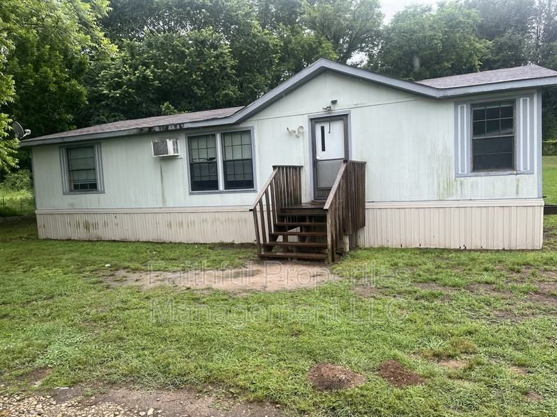 16531 Calloway Rd - Photo 4 of 9