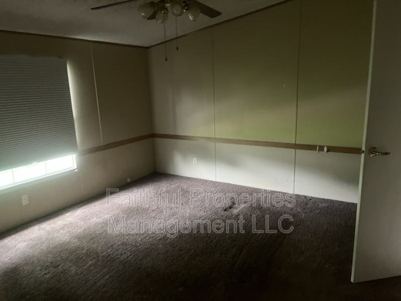 16531 Calloway Rd - Photo 5 of 9