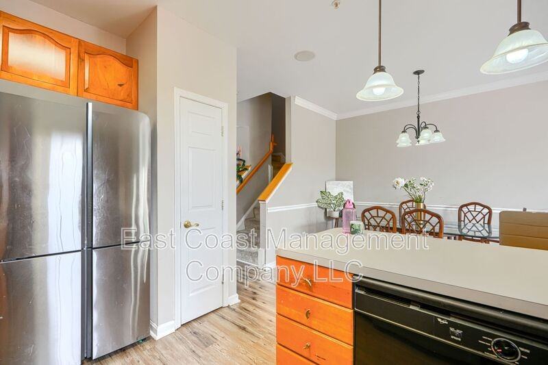 403 Deer Hill Cir - Photo 3 of 42