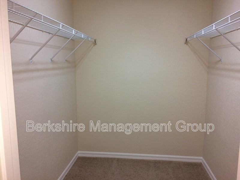 1106 Brook Meadow Dr - Photo 5 of 13