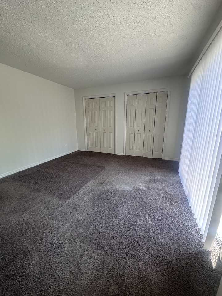 Leisure Living - Photo 7 of 8