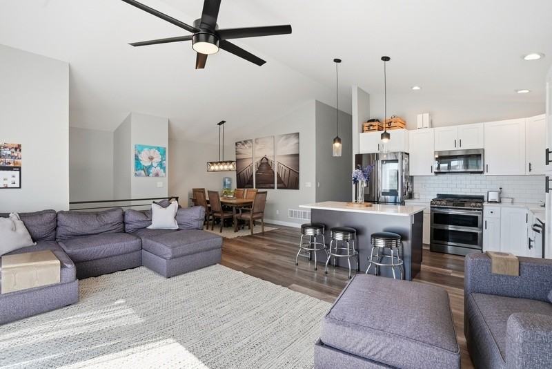 2841 Horizon Pt - Photo 4 of 11