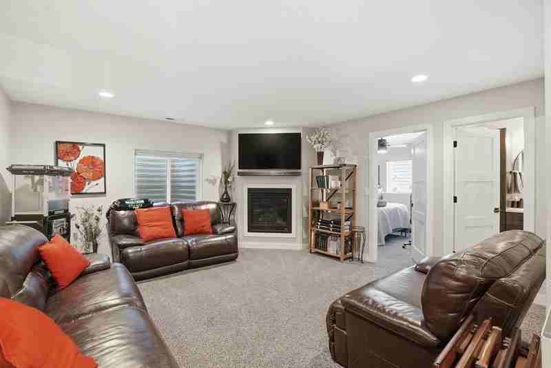 2841 Horizon Pt - Photo 5 of 11