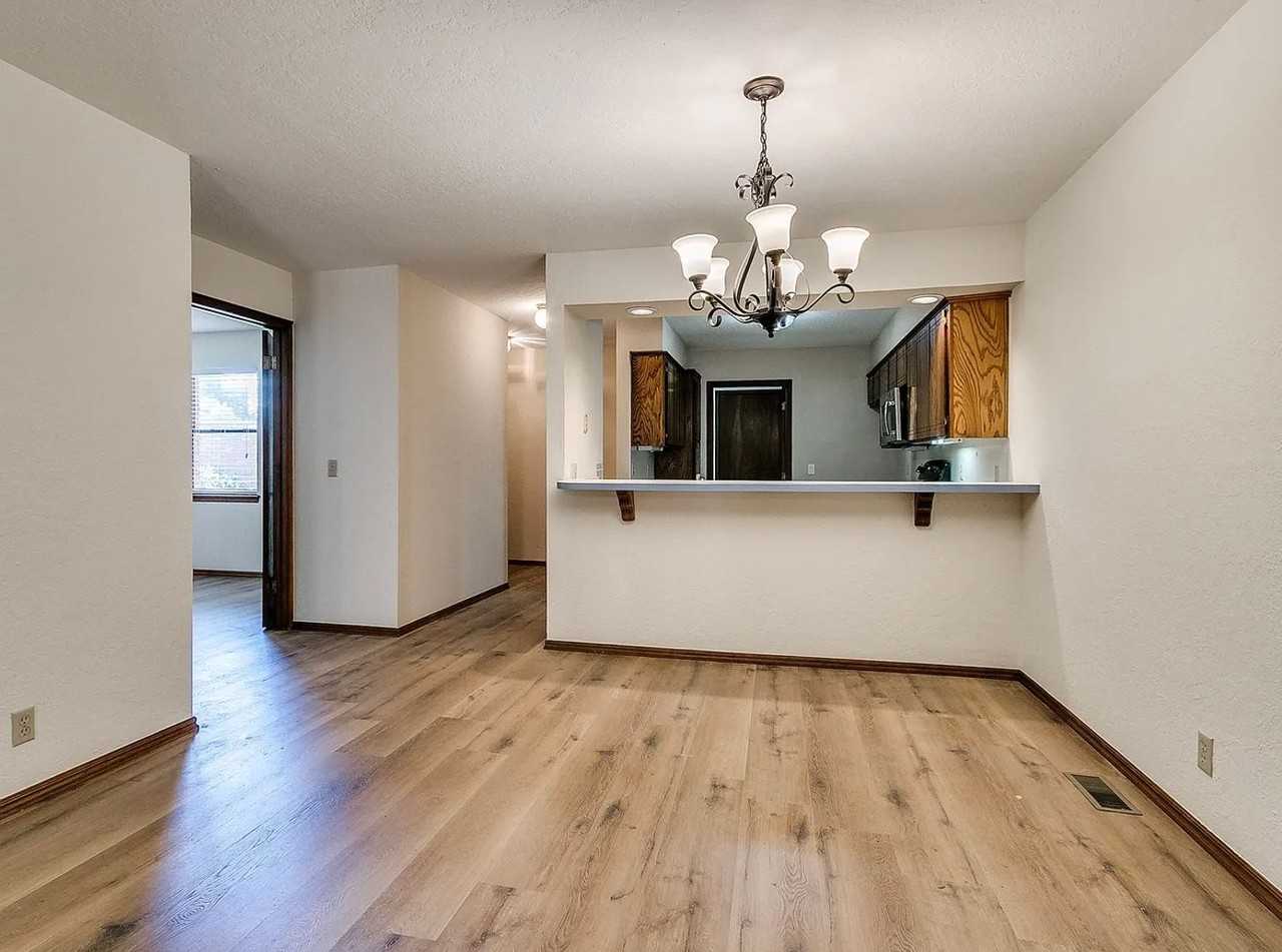701 36th Ave Nw - Photo 4 of 23